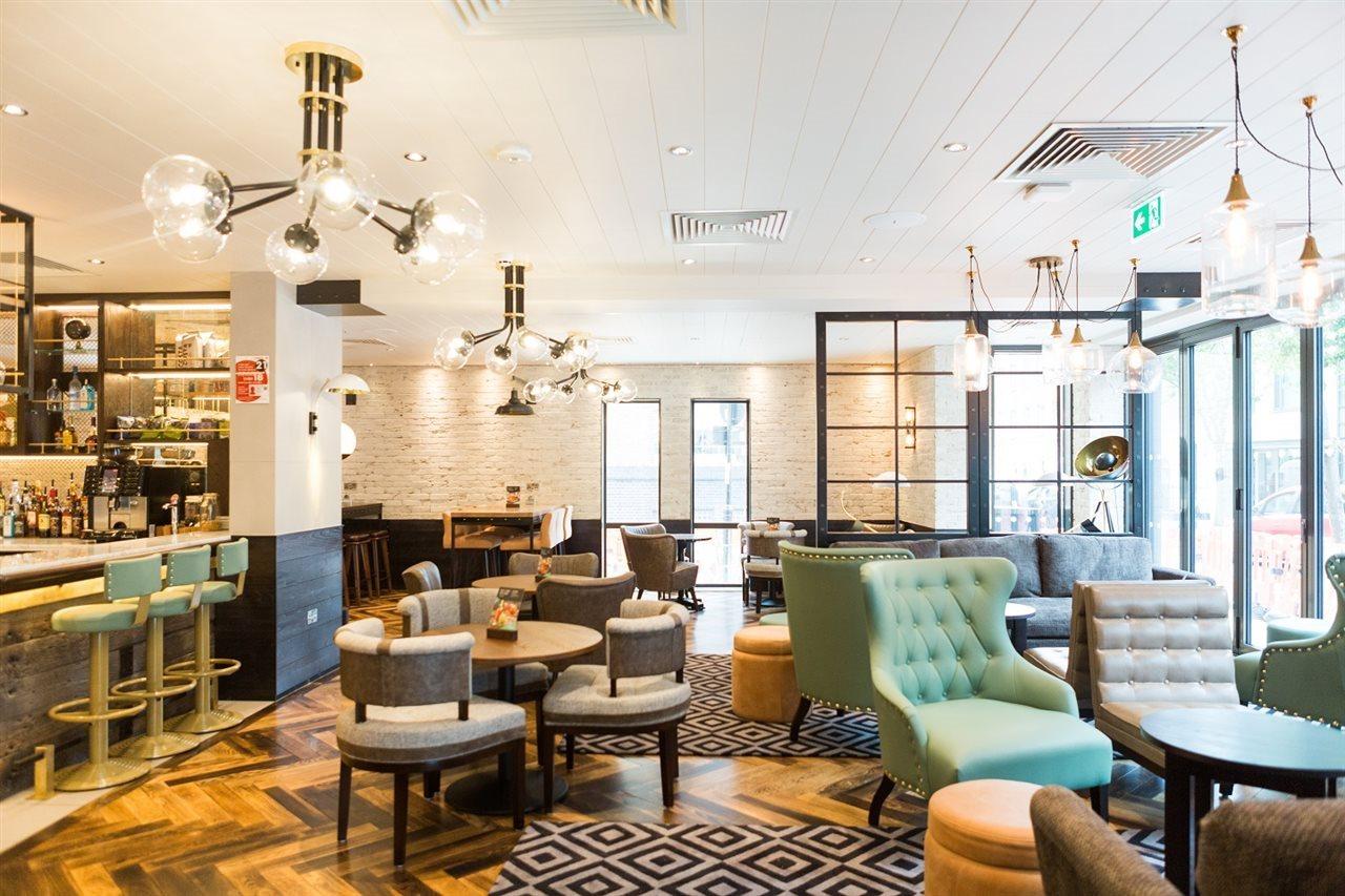 Hub By Premier Inn London Kings Cross Exterior photo